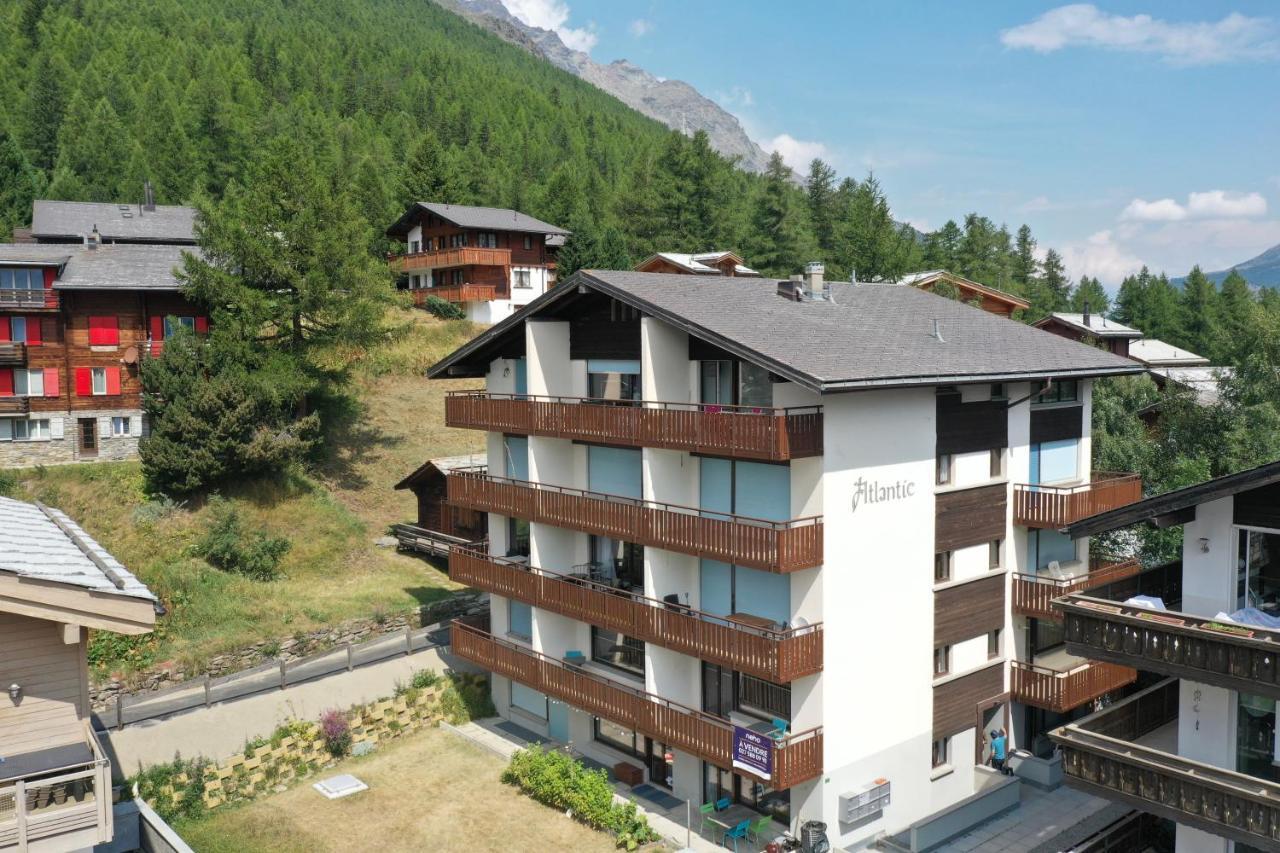 Mountain Retreat Studio: Idyllische Ferienwohnung In サース フェー エクステリア 写真